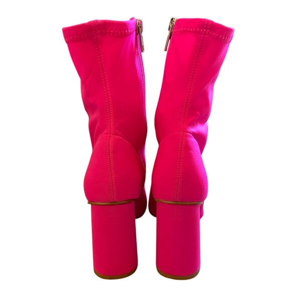 Steve Madden 6.5 Valyant Neon Pink Stretch Bootie 60s Style Ankle Sock Boots EUC - Picture 6 of 9